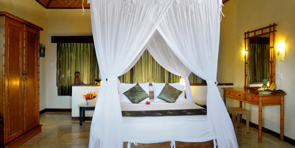 bali - amed - coral view villas_ovenpå