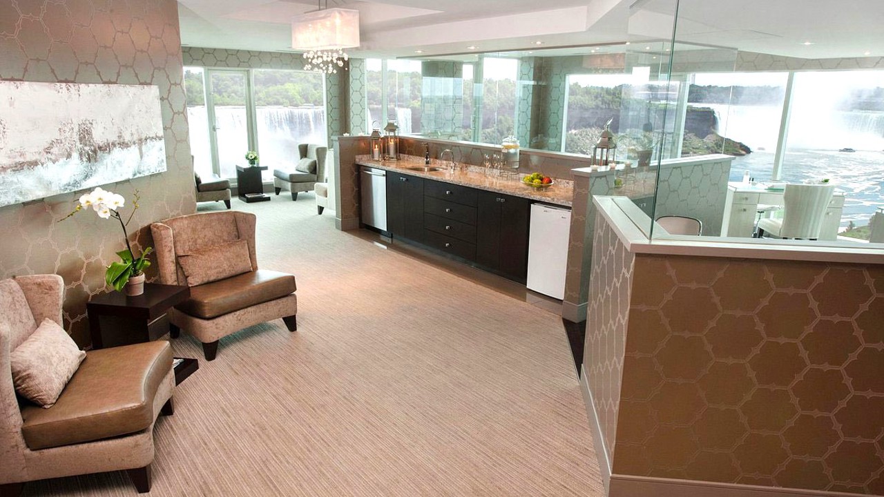 Sheraton Fallsview Hotel Spa 01