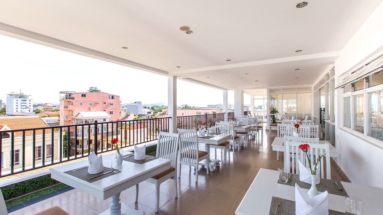 Alba Hotel Restaurant 02