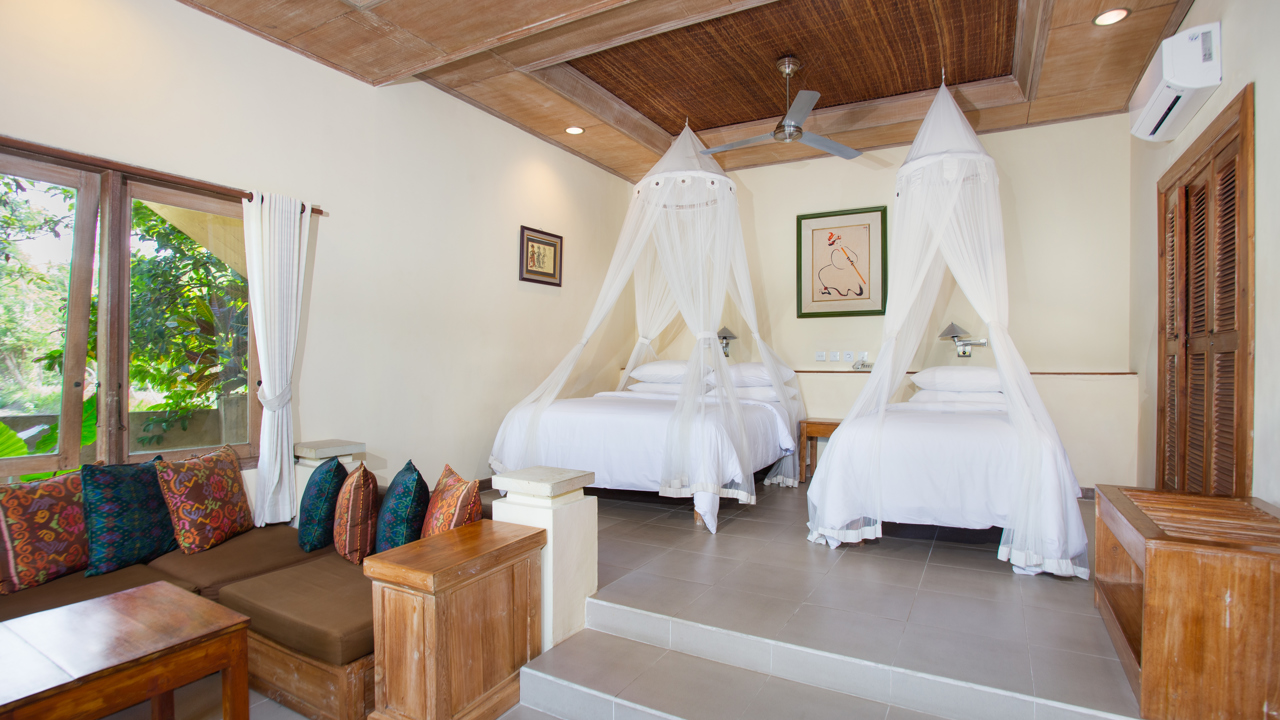 Super deluxe wooden room_2_beds_ny_01