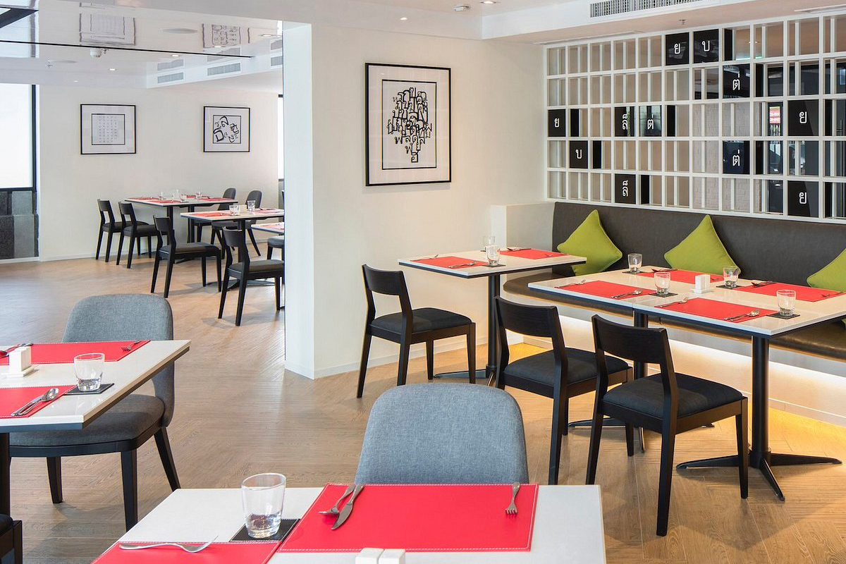 Travelodge Sukhumvit 11 Restaurant 02