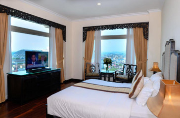 Imperial Hotel Hue 01