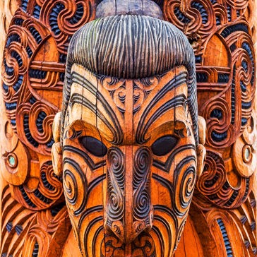 new zealand - rotorua_maori_totem_01_HF