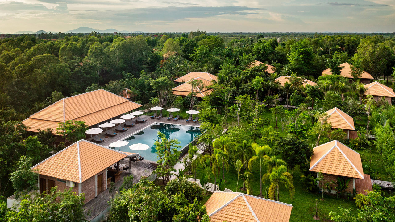 Farm House Smiling Gecko Spa Overview