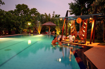 sri lanka - hotel chandrika_pool_01