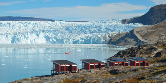 Glacier Lodge Eqi_Comfort Deluxe Hut_02