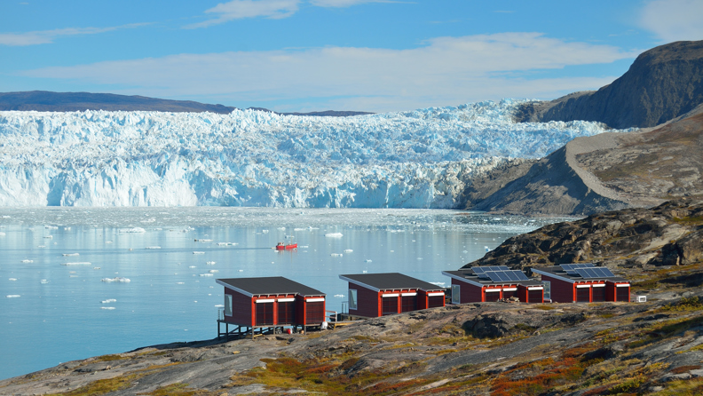 Glacier Lodge Eqi_Comfort Deluxe Hut_02