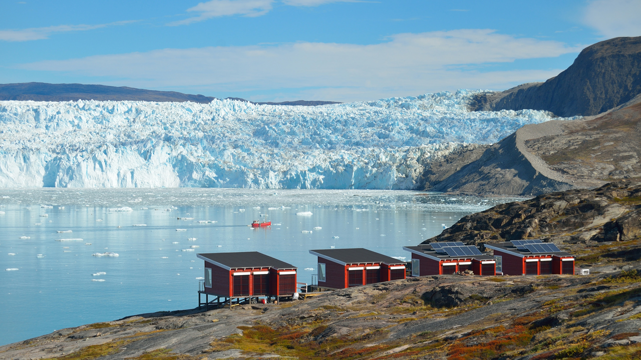 Glacier Lodge Eqi_Comfort Deluxe Hut_02