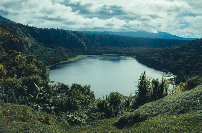 costa rica - arenal_hule lagoon_02