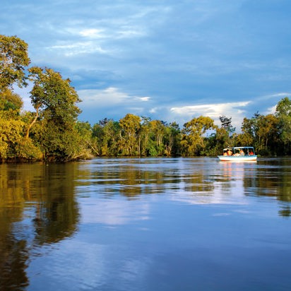 malaysia/borneo - borneo_flod_baad_01