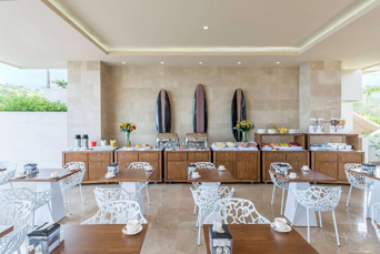Wyndham Tamarindo Hotel Restaurant 2