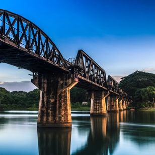 Herefter rejser I videre til River Kwai med den berømte bro over floden.