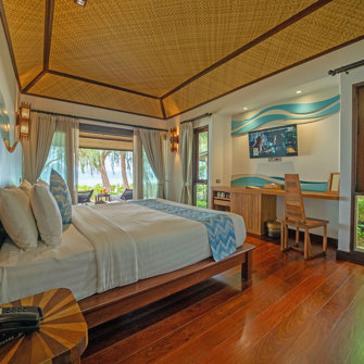Deluxe Beachfront3