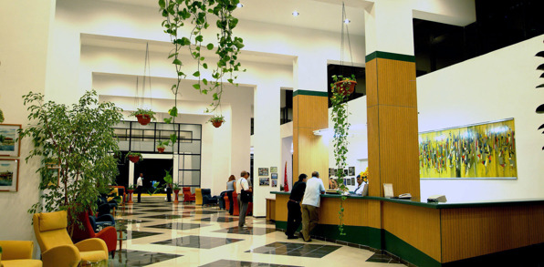 cuba - cienfuegos - jagua hotel_lobby