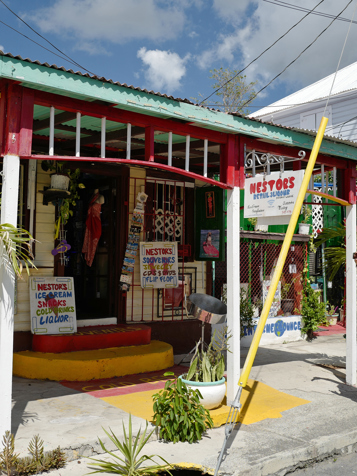 de vestindiske øer - galleri - st croix_frederiksted_gade_byliv_08