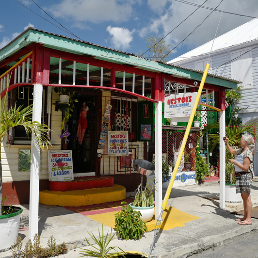 de vestindiske øer - galleri - st croix_frederiksted_gade_byliv_08