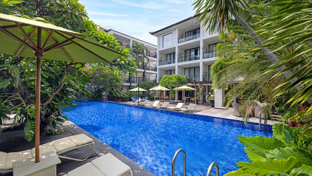 Swimming Pool 2