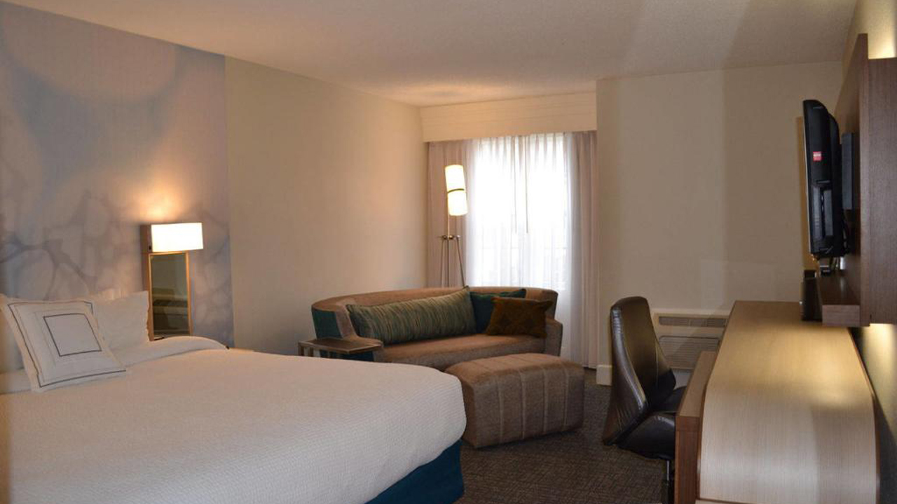usa - hyannis courtyard by marriott_05