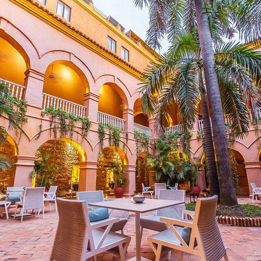 Charleston Santa Teresa Colonial Patio