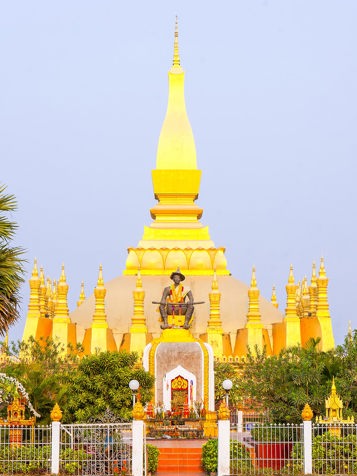 laos - vientiane_wat pha that luang_golden pagoda_01_HF