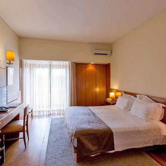 Double Bed2