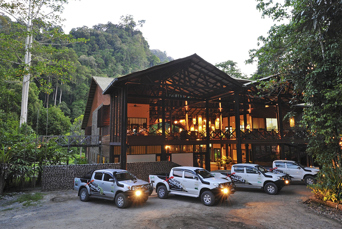 borneo rainforest lodge_facade_02