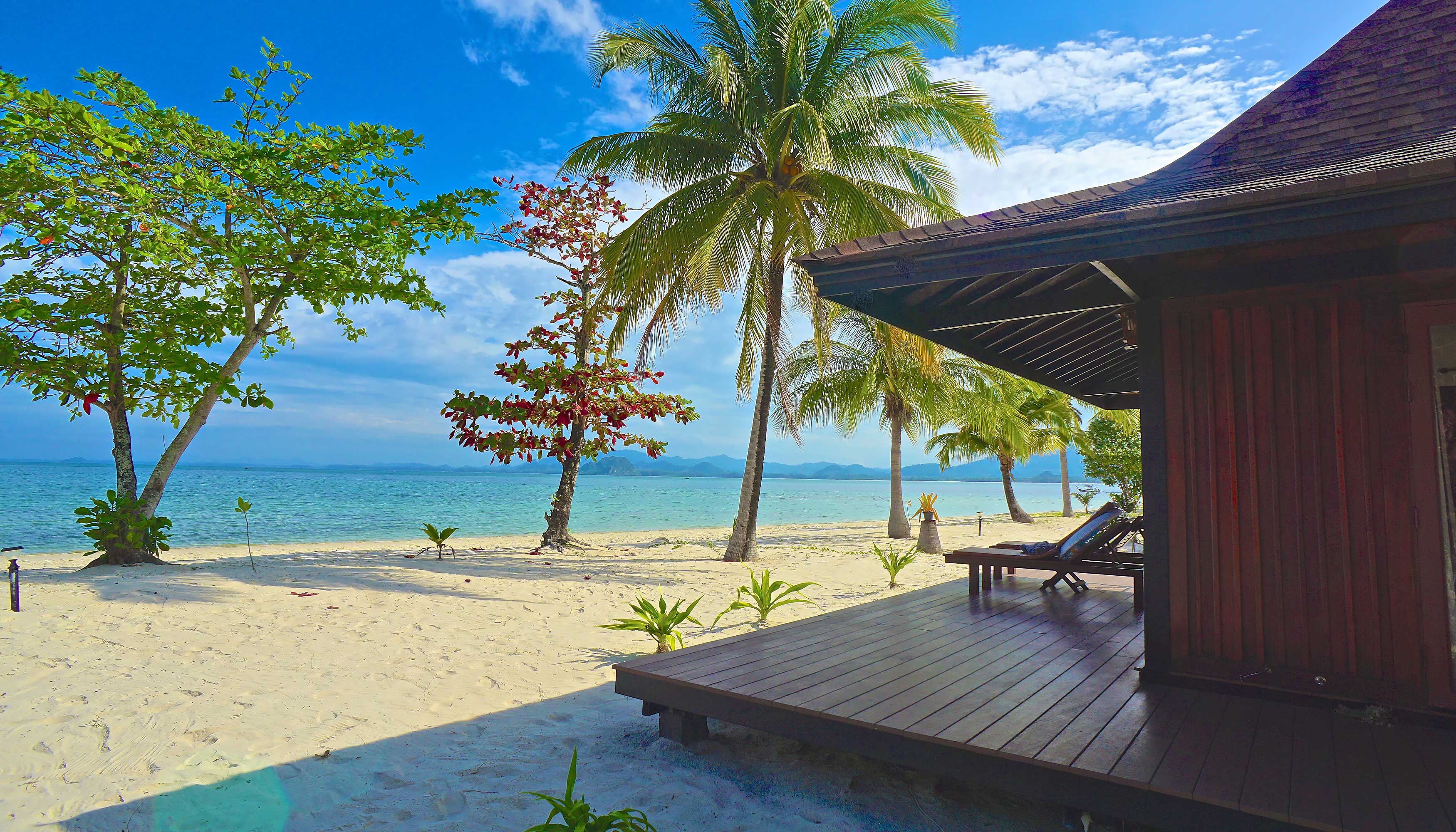 Beachfront Family Villa Terrace