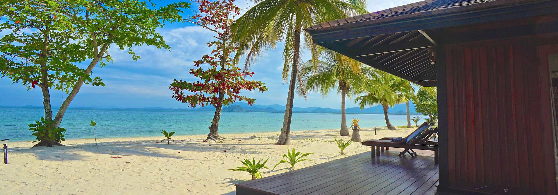 Beachfront Family Villa Terrace