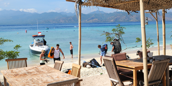 bali - gili_restaurant_01