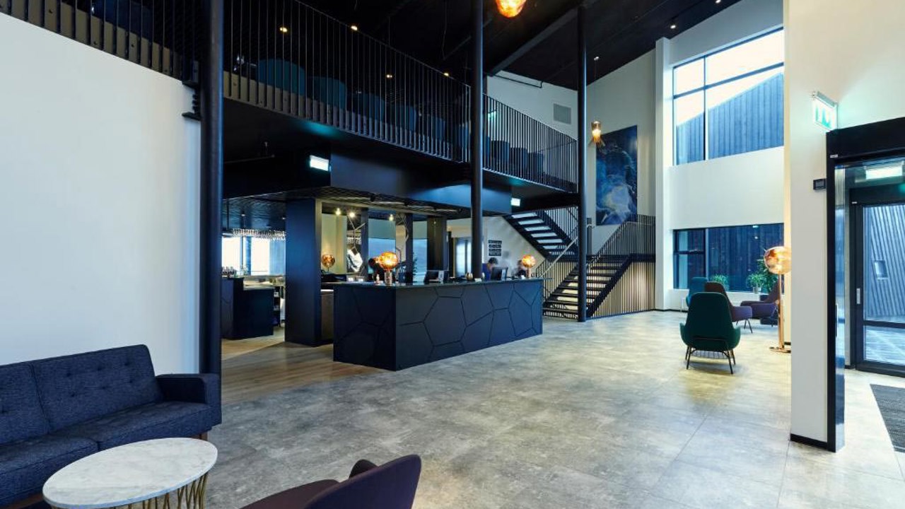 Fosshotel Glacier Lagoon_reception_01