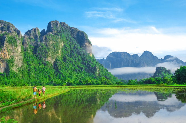laos - vang vieng_landskab_01