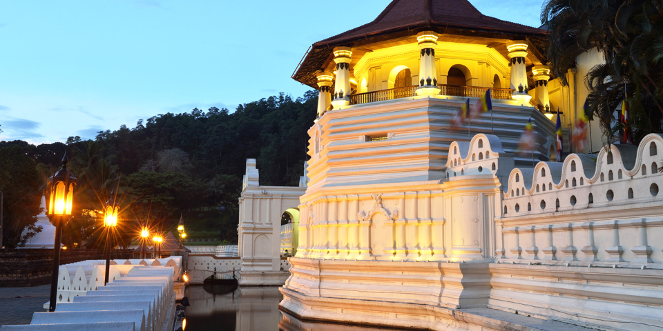 sri lanka - kandy_tempel of the tooth_06