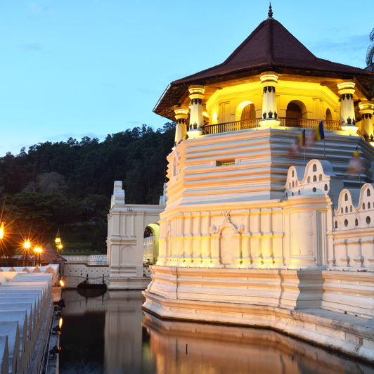 sri lanka - kandy_tempel of the tooth_06