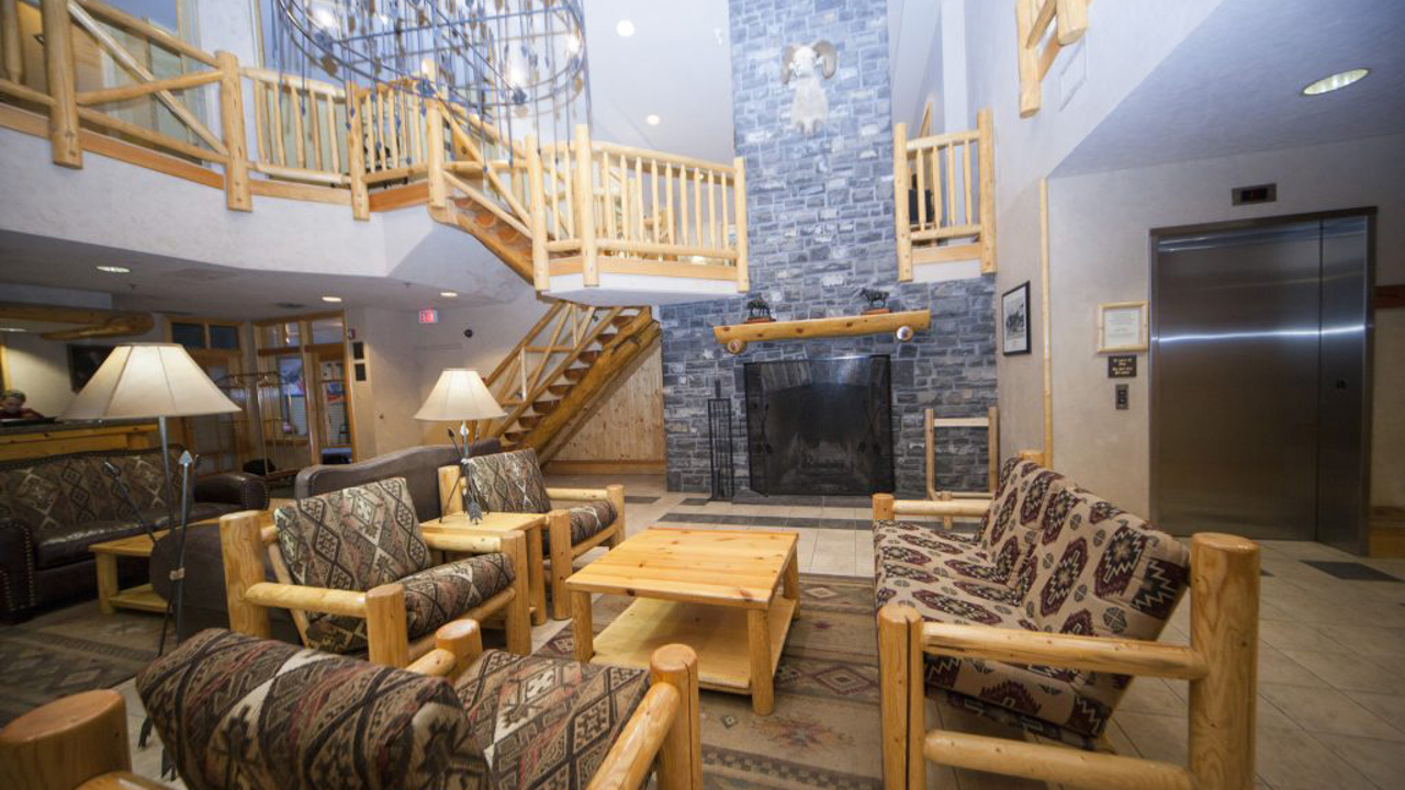 canada - banff - brewsers_lobby_01 copy