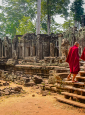 cambodia - siem reap munke_01