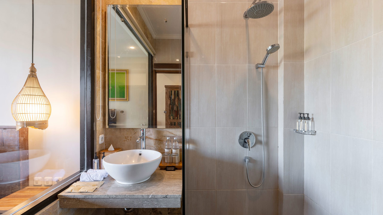 Premier Garden Bathroom