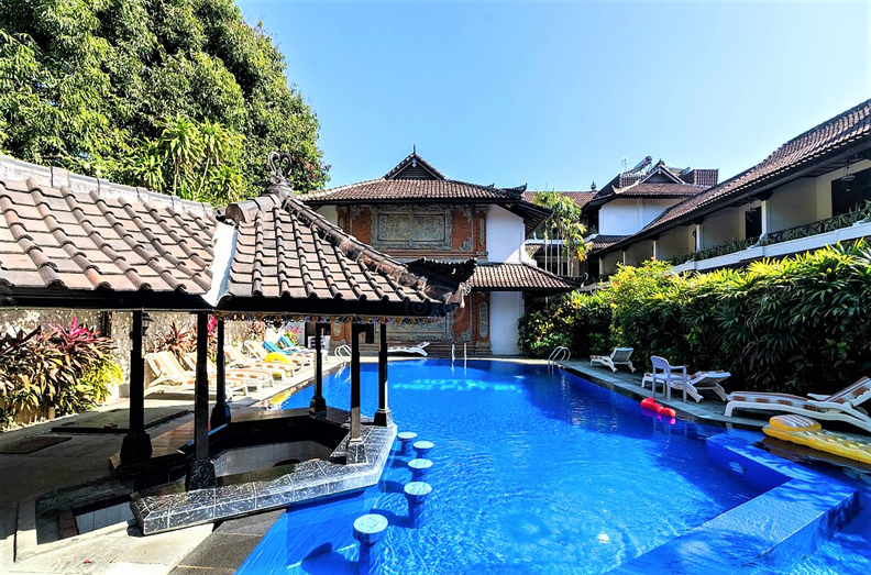 The Ari Putri Hotel Out Main Pool