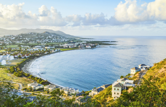 Februarafgangen giver til gengæld adgang til Basseterre på St. Kitts & Nevis, der leverer en skøn blanding af caribisk charme...