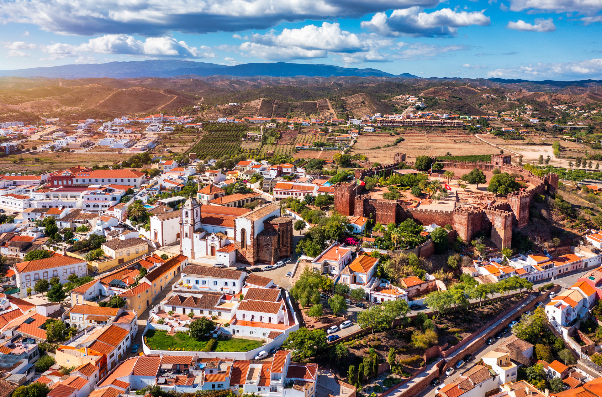 Algarve Silves 01 Shutterstock 2456674113