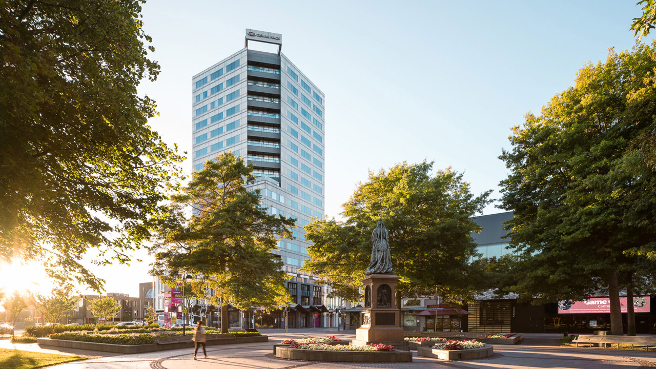 Exterior From Vic Square