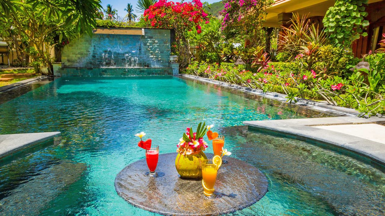 Drinks By The Pool