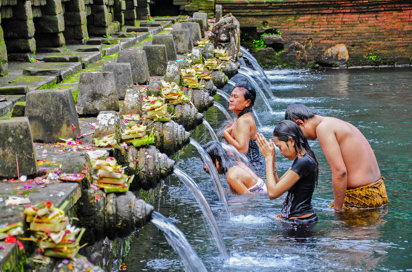 bali - tampak_siring_ceremoni_02