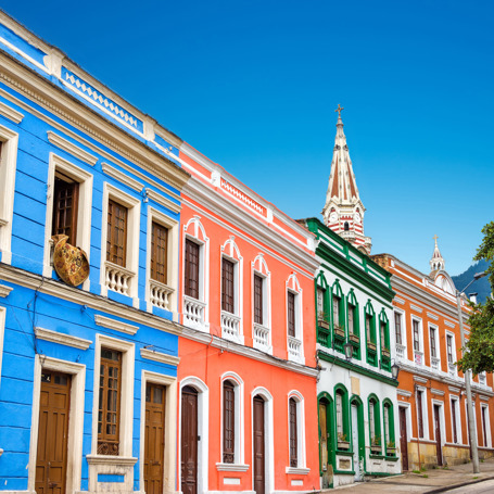 colombia - bogota_la candelaria_farverig gade_01