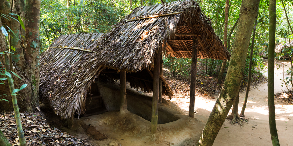 vietnam - cu chi tunnel_indgang_02