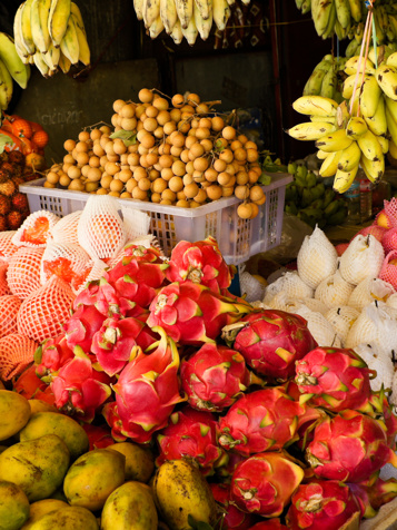 Markederne kalder med deres lækre frugter.