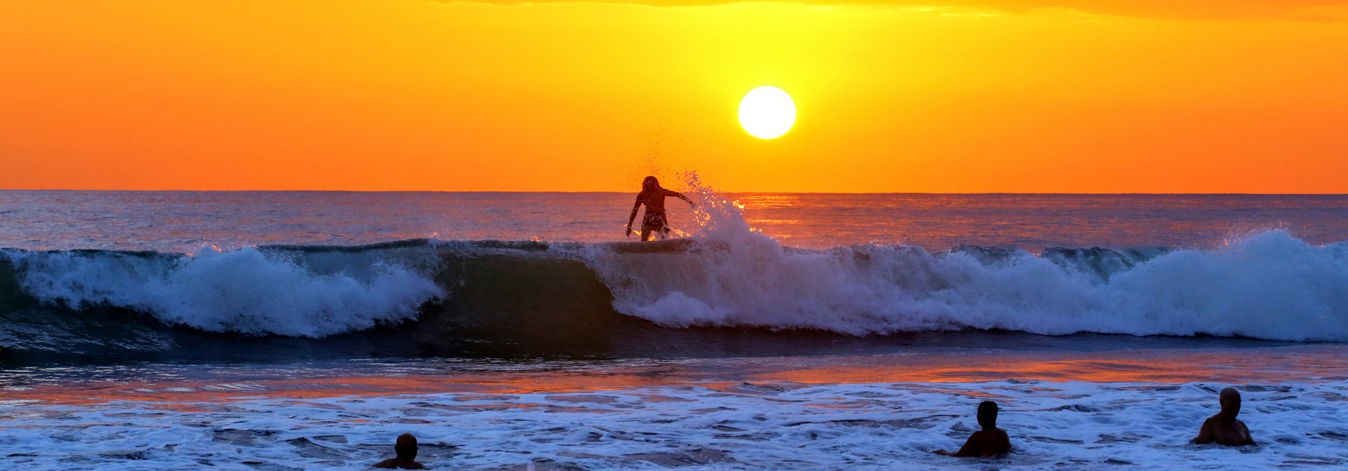 costa rica - hermosa beach_surfer_sunset_01