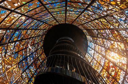 Japan Hakone Open Air Museum Kunstpark Sollys Farvetglas Vindeltrappe
