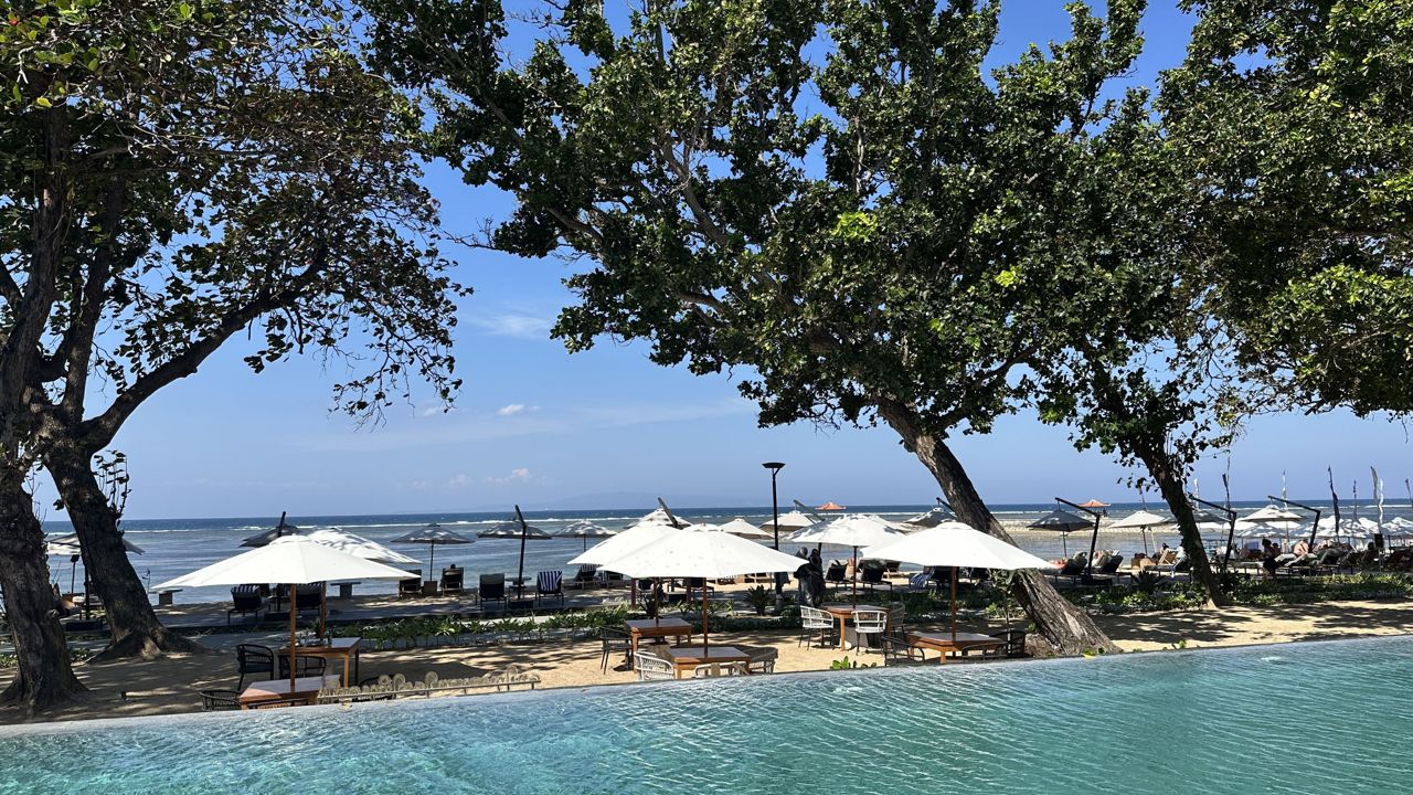 Él Hotel & Resort Bali Pool 01