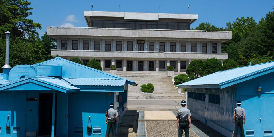 Sydkorea DMZ Demilitarized Zone Vagter Ser Over Grænsen Mellem Nordkorea Og Sydkorea
