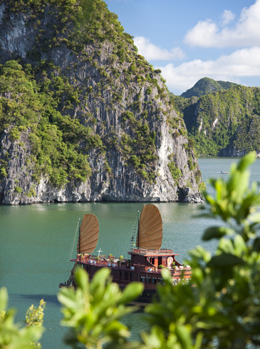 Vietnam - halong bugten_skib_03